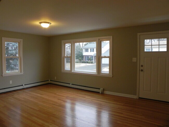 Building Photo - 53 Tremont St