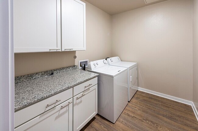 Building Photo - 1724 Partnership Way