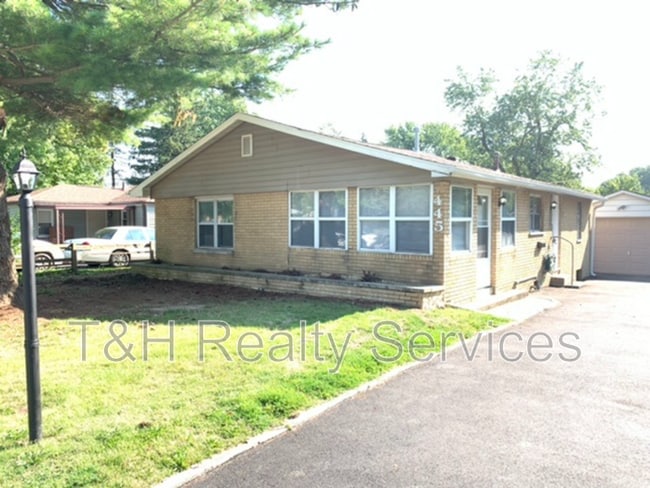 Building Photo - 445 N Eaton Ave