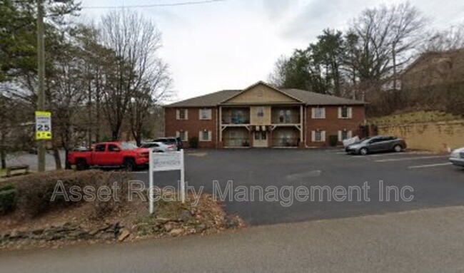 Building Photo - 8122 Elderberry Dr NW