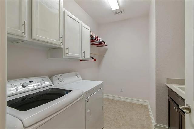 Building Photo - 929 Basket Willow Terrace
