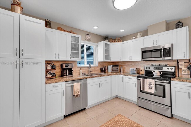 Building Photo - 521 NW 93rd Terrace