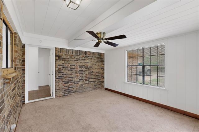 Building Photo - 180 Annetta Rd