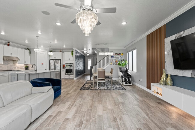 Building Photo - 8196 Cinch Way