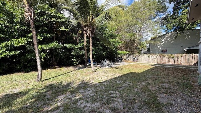 Building Photo - 4061 NW 9th Ave