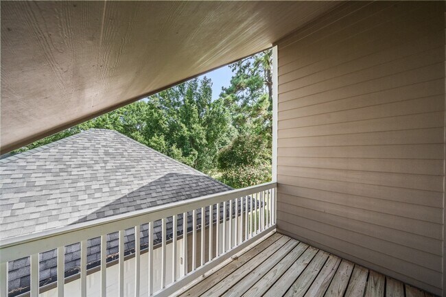 Building Photo - 3019 Ramblewood Rd