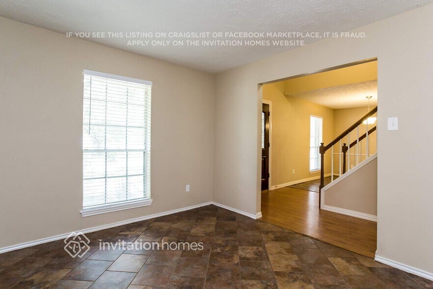 Building Photo - 3922 Cypressdale Dr