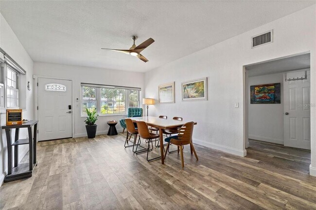 Building Photo - 808 Malone Dr