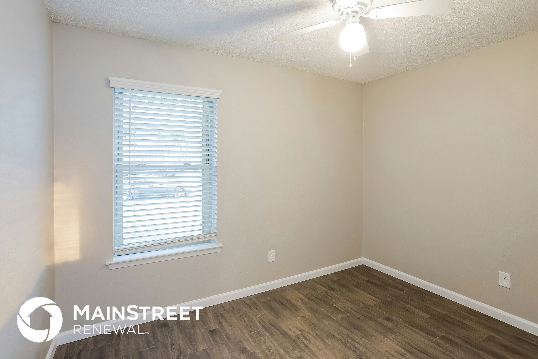 Building Photo - 1427 Caladium Dr