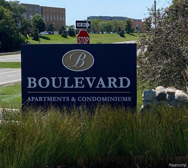 Building Photo - 2620 Greenstone Blvd