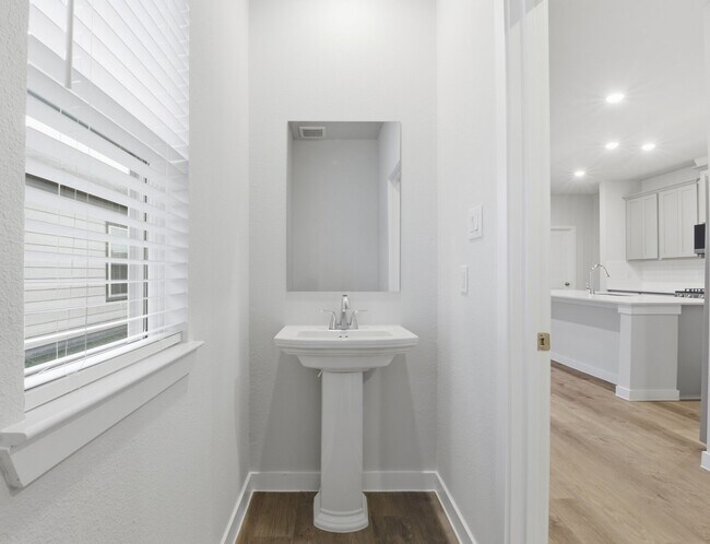 Building Photo - 4011 Ancient Honor Dr