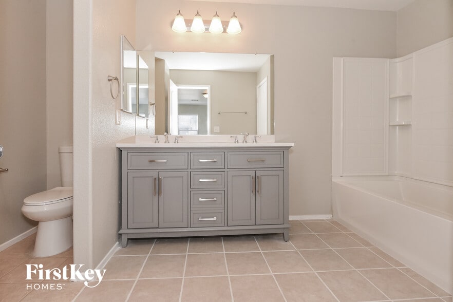 Building Photo - 613 Belsay Castle Ct