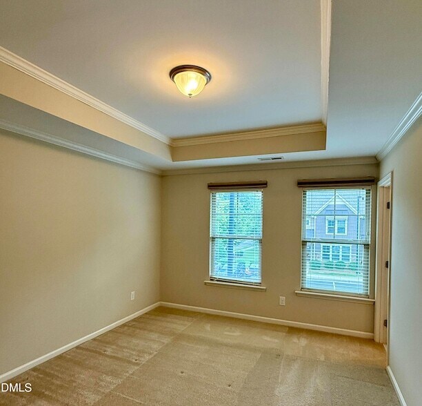 Building Photo - 1008 Midtowne Way