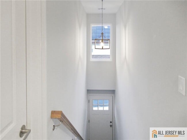 Building Photo - 502 Alpine St