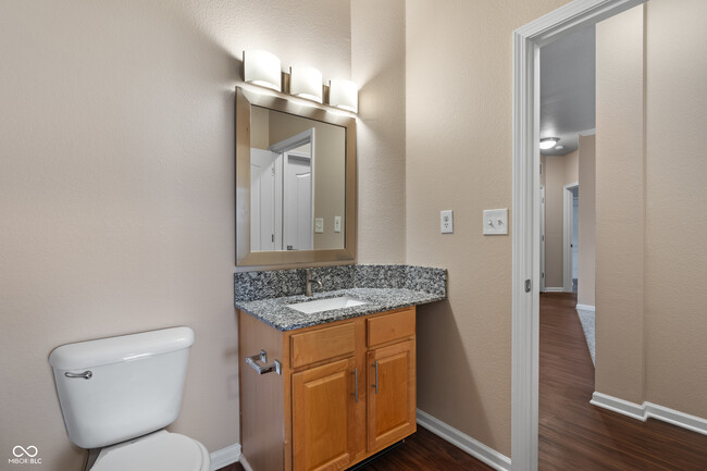 Building Photo - 12863 Tradd St