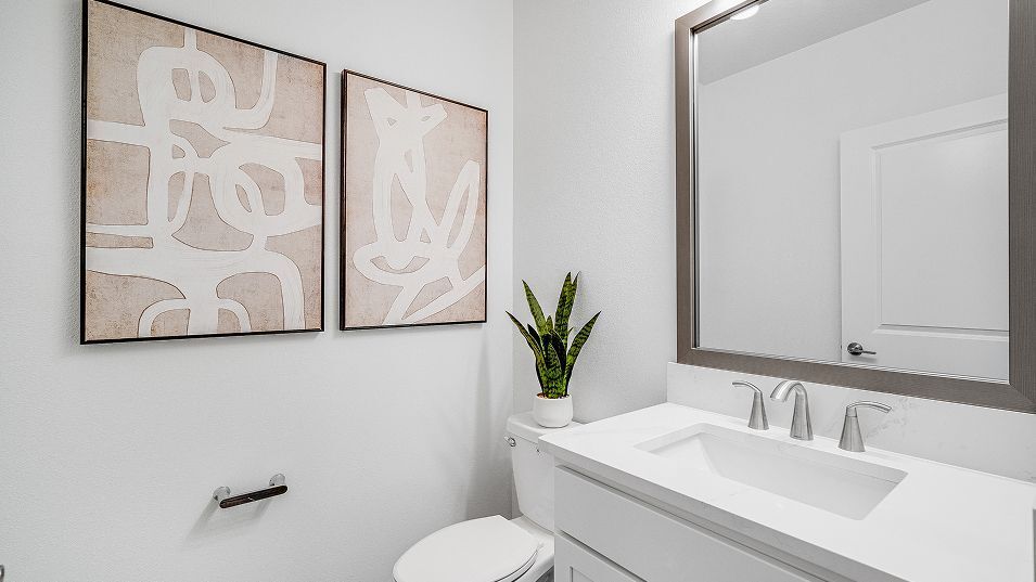 Building Photo - 4510 S Manhattan Ave