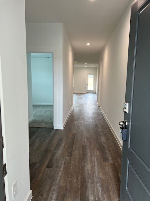 Building Photo - 1006 Perezia Ct