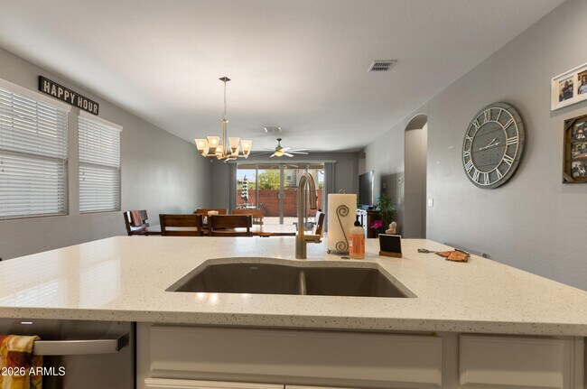 Building Photo - 3859 E Welton Ln