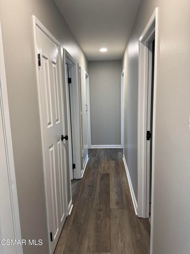 Building Photo - 3429 Henry Dr