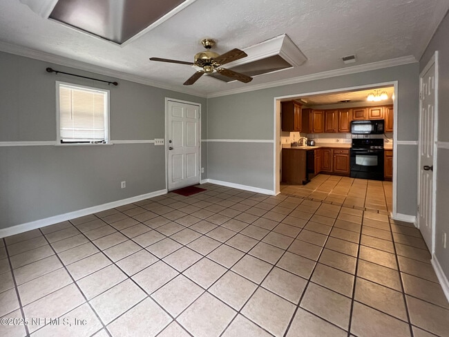 Building Photo - 8339 Holly Hill Cove