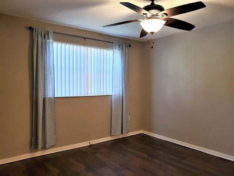 Primary - 9959 Nob Hill Ct