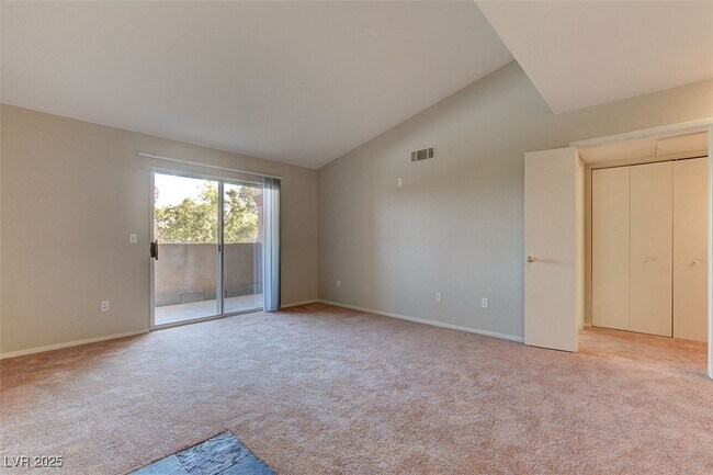 Building Photo - 1150 N Buffalo Dr