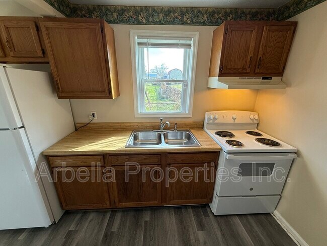 Building Photo - 1509 Fuller St