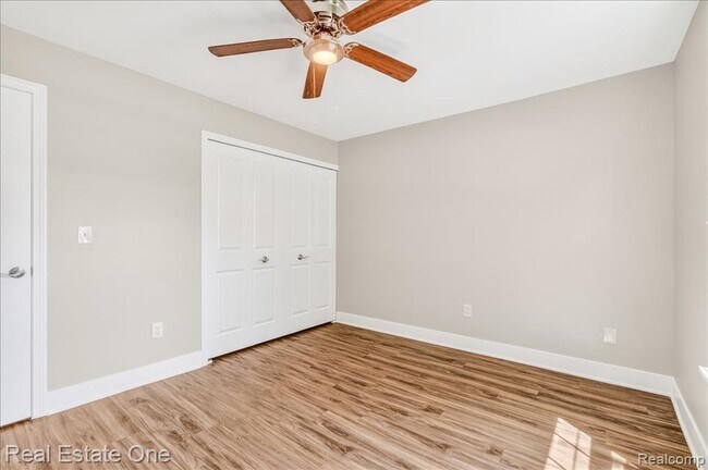Building Photo - 306 Roe St