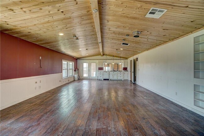 Building Photo - 980580 S Hwy 99