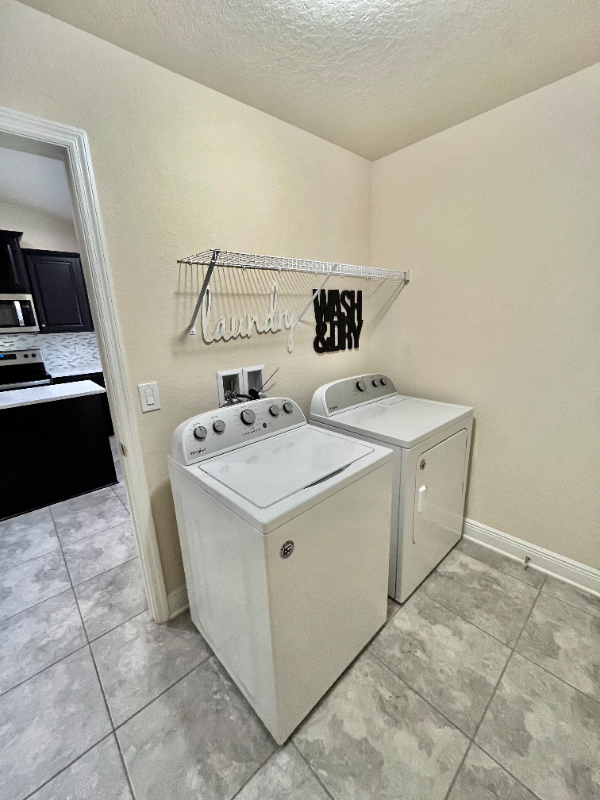 Building Photo - 424 Buchannan Dr