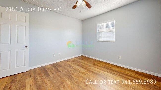 Building Photo - 2151 Alicia Dr