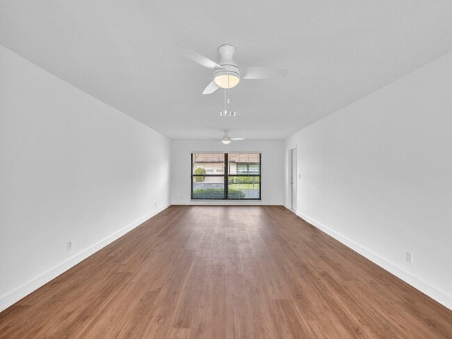 Building Photo - 4785 Quailwood Terrace