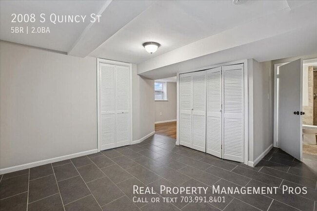 Building Photo - 2008 S Quincy St