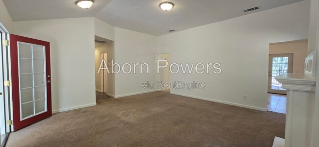 Building Photo - 6271 Red Robin Rd
