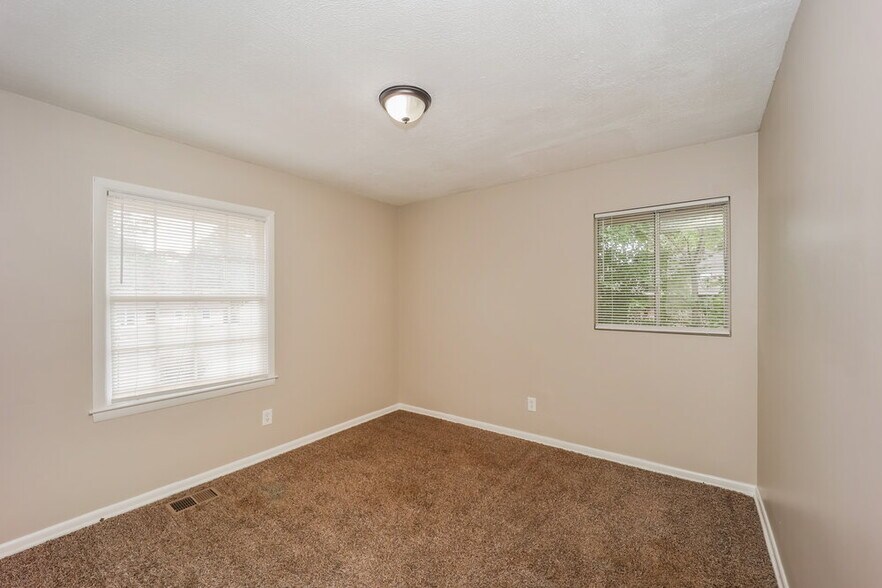 Building Photo - 8175 Eton Ct