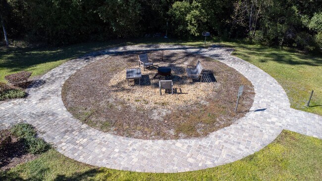 Building Photo - Castine Cove 3/2 Single Family Home