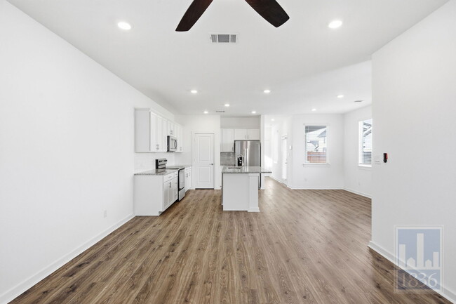 Building Photo - 2514 Rose Archer Ln