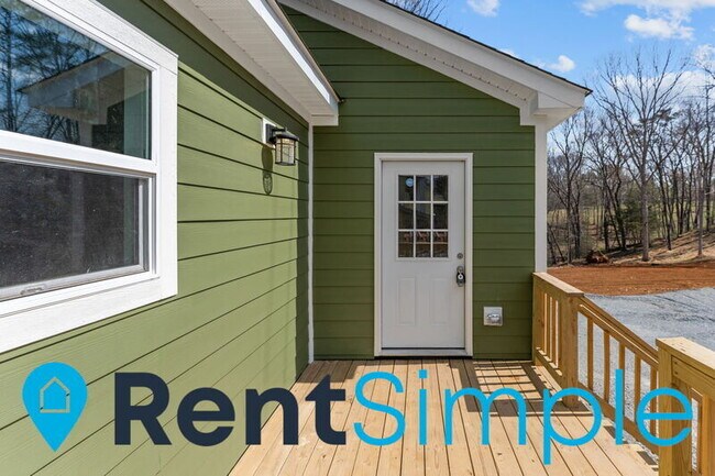 Building Photo - 5541 Sperryville Pike