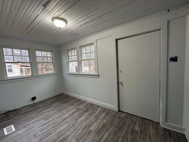 Building Photo - 1905 Griggs St