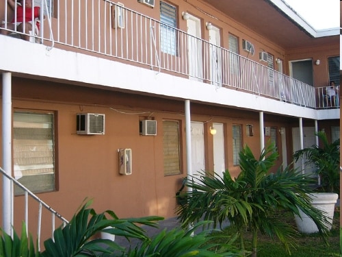 Opa Villas - 1115-1125 Sharazad Blvd