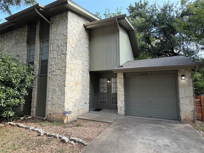 Building Photo - 1400 Vista Ridge Cove