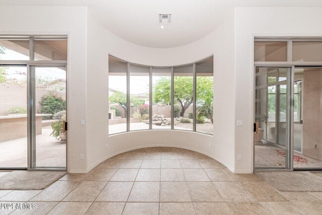 Building Photo - 11473 E Blanche Dr