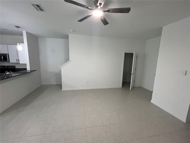 Building Photo - 9267 Bonita Mar Dr