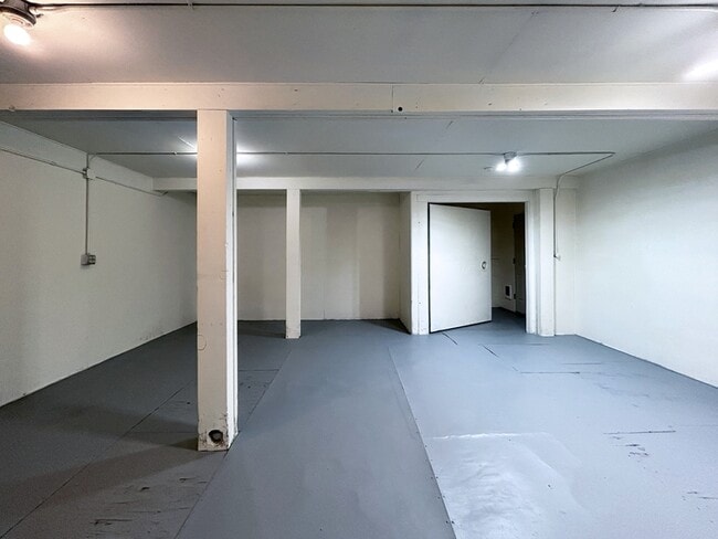 Building Photo - 1510 Concord St