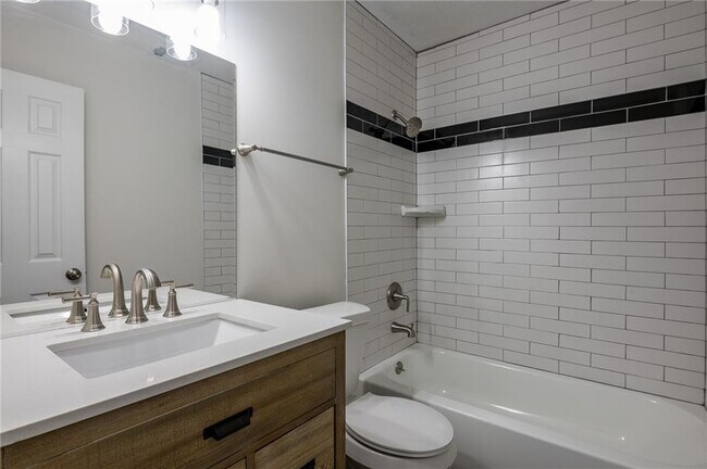 Building Photo - 9250 Woodgreen Way