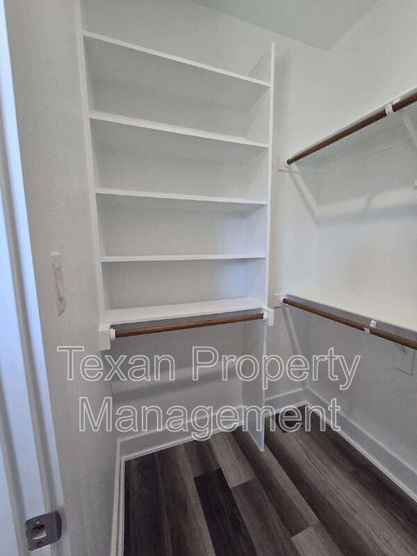 Building Photo - 3505 Brazos River Dr