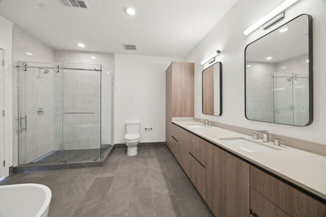 Building Photo - 1 Riva Row