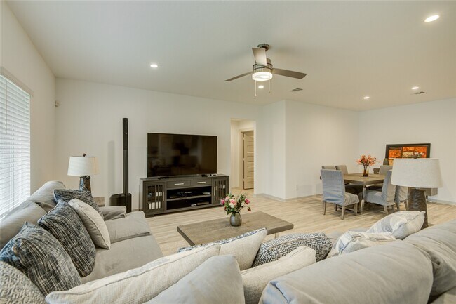 Building Photo - 3530 Ter Lndg Ct
