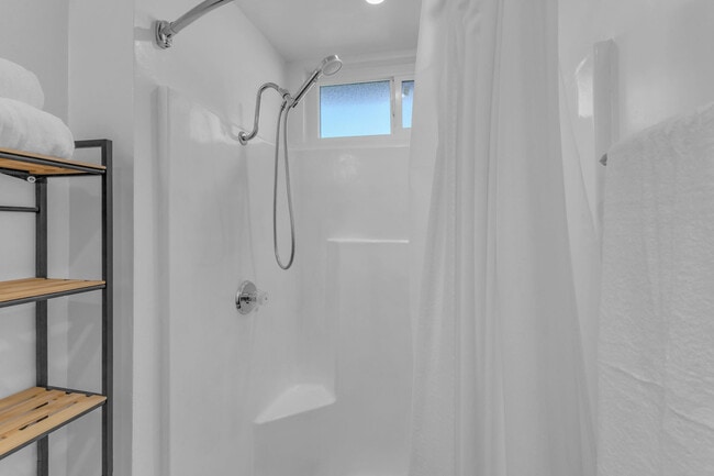 Building Photo - 75250 Vista Huerto