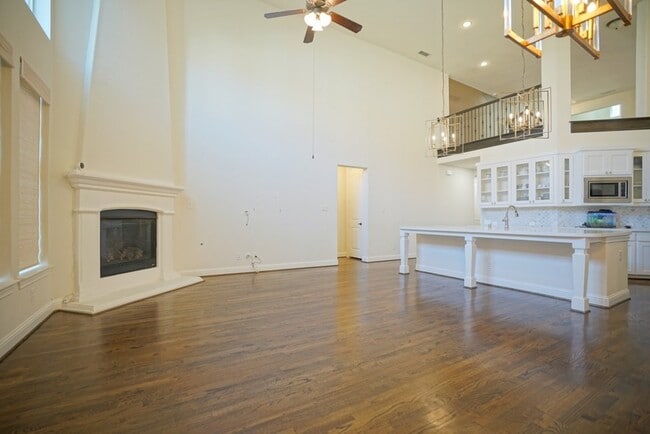 Building Photo - 4815 Saguaro Rdg